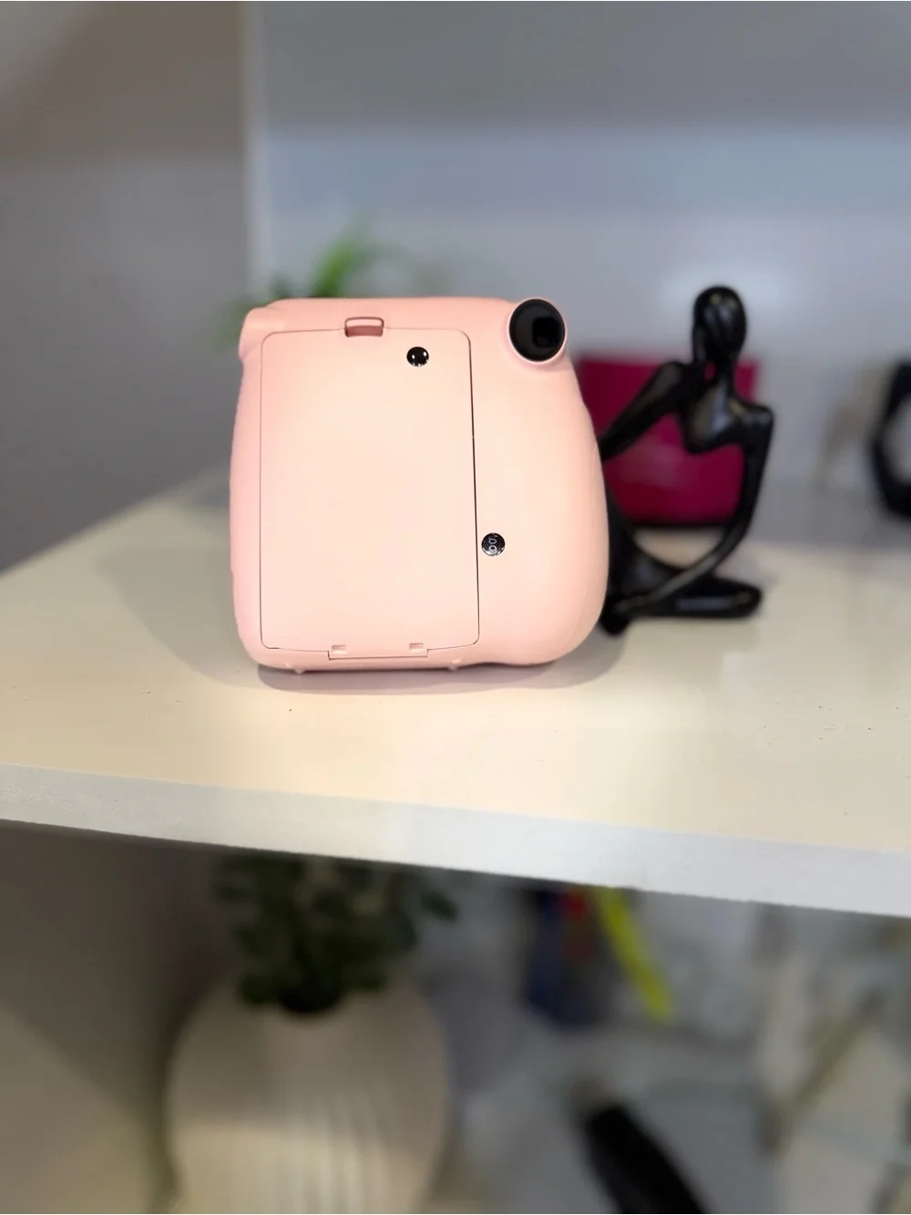 Fujifilm Instax Mini Instant Camera in Soft Pink